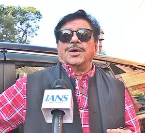 Shatrughan Sinha urges caution in handling violence in Sambhal, Bangladesh