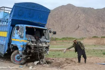 Five killed in road accident in Pakistan