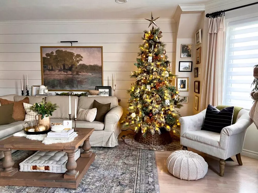 Christmas tree decoration: Make your tree special and memorable this year