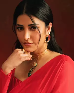 Shruti Haasan exits Adivi Seshs ‘Dacoit’ due to ‘uncomfortable work conditions’