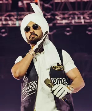 Diljit Dosanjh finds the solution to the advisory against calling  children on his concert stage