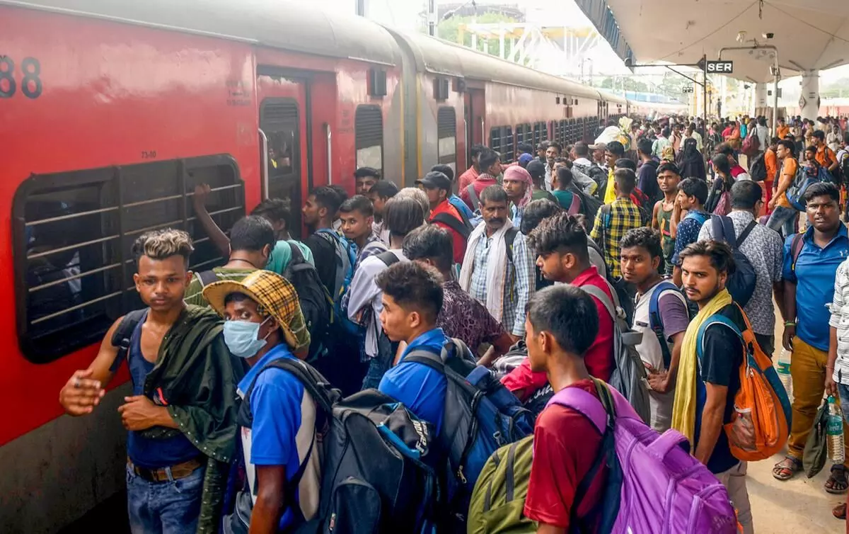 Decline in domestic migration in India: 12% reduction recorded between 2011 and 2023