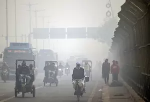 Delhi’s air quality deteriorates to ‘severe’ level amid cold wave