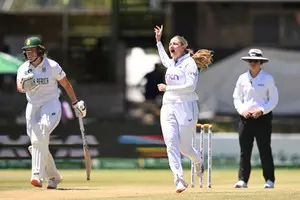 MacDonald-Gay, Kemp, Smith & Heat named in England’s squad for Womens Ashes