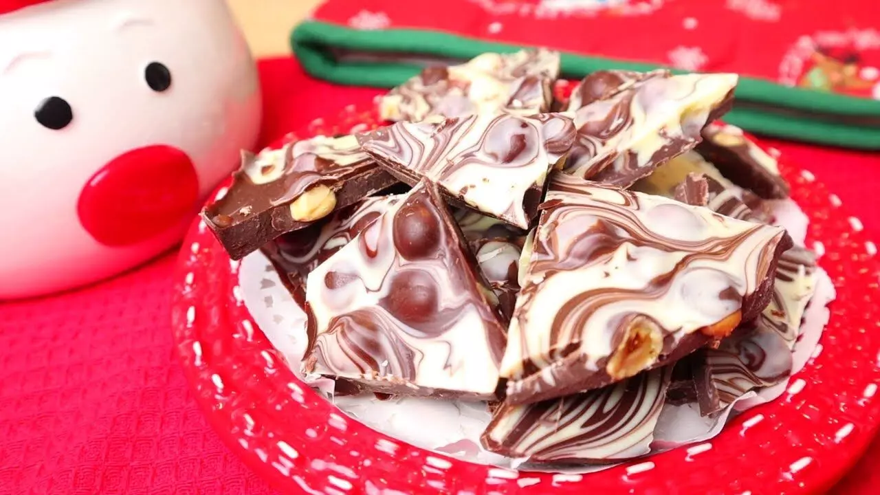 Special Recipes for Christmas Party: Chocolate Covered Candy; the Favorite sweet for kids and adults