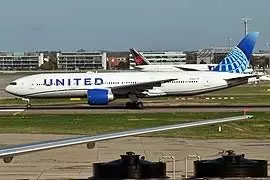 Person found dead in wheel well on United Airlines flight at Hawaii airport