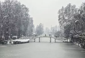 Kashmir likely to get more snow, rain in New Year week