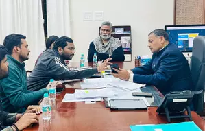 Pappu Yadav meets Chief Secretary to address BPSC exam Issues