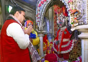 Rajasthan CM visits temples ahead of New Year, prays for states prosperity