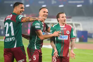 ISL 2024-25: Mohun Bagan Super Giant beat Hyderabad 3-0 for sixth straight home win