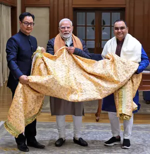 PM Modi presents sacred Chadar to be offered at Ajmer Sharif Dargah