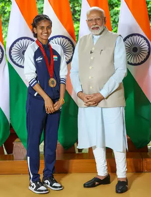 Para-shuttler Manisha Ramadass eyes LA ‘28 gold after Arjuna Award recognition