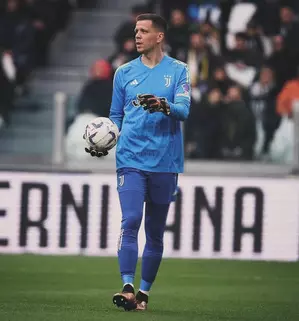 Polish goalkeeper Szczesny proud after his debut for FC Barcelona