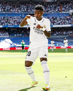 Vinicius available as Real Madrid prepare for Supercup semifinals