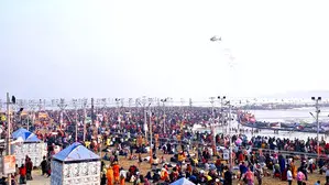 Maha Kumbh: Flower petals showered on devotees during Amrit Snan