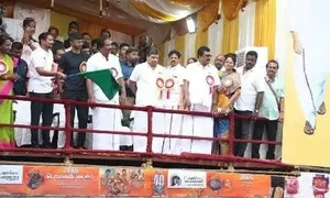 Udhayanidhi Stalin inaugurates Alanganallur Jallikattu in Madurai