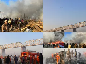 Gas cylinder blast causes fire at Mahakumbh Mela venue; no casualties (Ld)