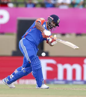 Raina wishes to see Pant play with more responsibility in ODIs