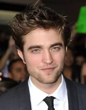 Robert Pattinson says his baby ‘smells incredible’