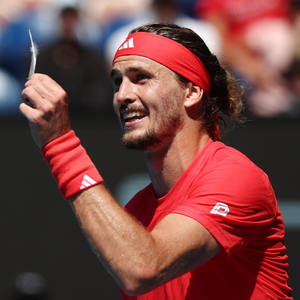 Aus Open: Zverev overcomes Paul to book semifinal berth