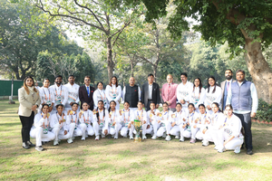 Sports Min Mansukh Mandaviya felicitates Kho Kho World Cup-winning teams