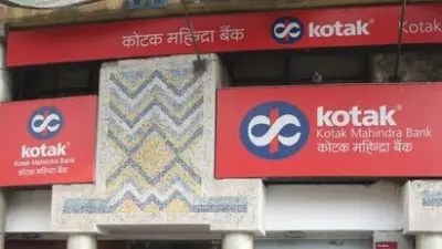 Kotak Mahindra Bank acquires Standard Chartered Indias personal loan biz for Rs 3,330 cr