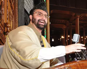 Kashmiri religious leader Mirwaiz Umar Farooq to brief JPC on Waqf Bill