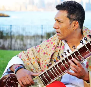 Sitar maestro Hidayat Husain Khan celebrates Republic Day with new Jai Hind rendition