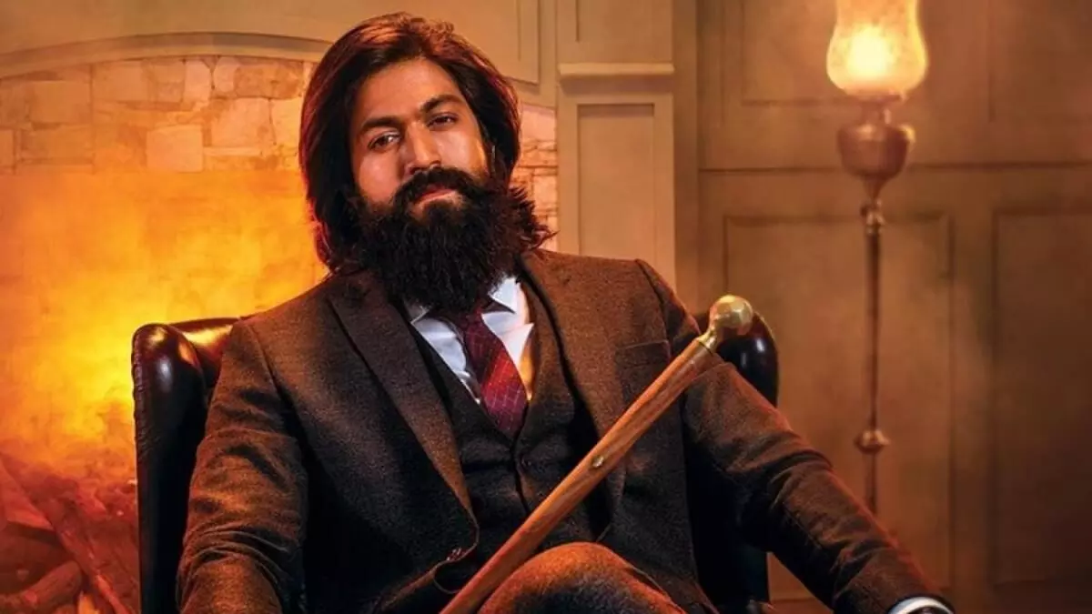 From Serving Tea on Set for ₹50 to Charging ₹200 Crores per Film – The Inspiring Journey of KGF star Yash!