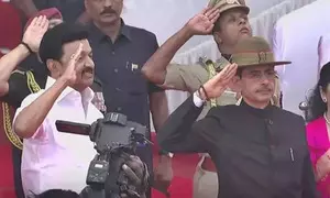 Republic Day celebrations: TN Governor unfurls national flag at Marina Beach