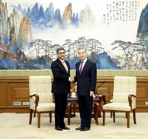 Chinese Foreign Minister meets Foreign Secretary Misri, says both sides should seize opportunity