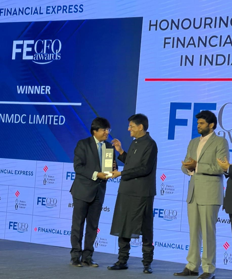 NMDC Director (Finance) Shri Amitava Mukherjeehonoured at the FE CFO Awards 2022