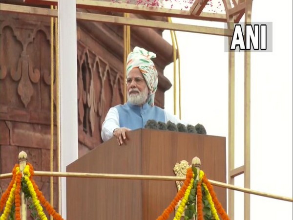 PM Modis 76th Independence Day videos from Red Fort top YouTubes trending page